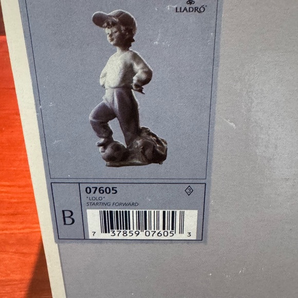 Lladro retired # 7605, with box, signed by artist - Picture 7 of 9